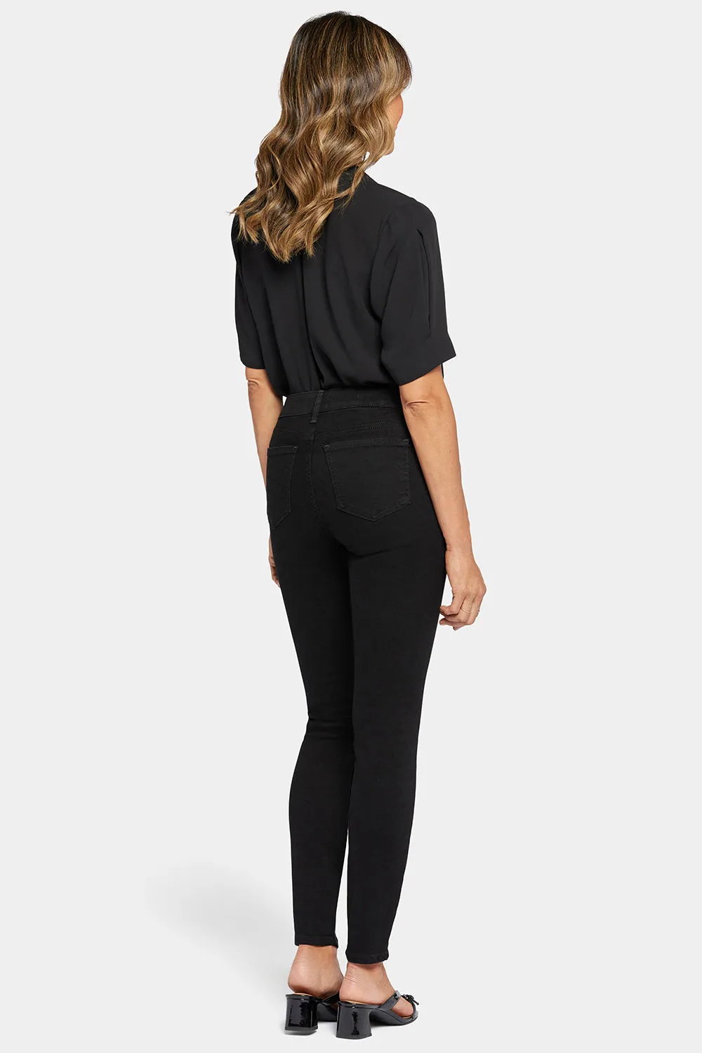 Ami Skinny Jeans In Tall - Black