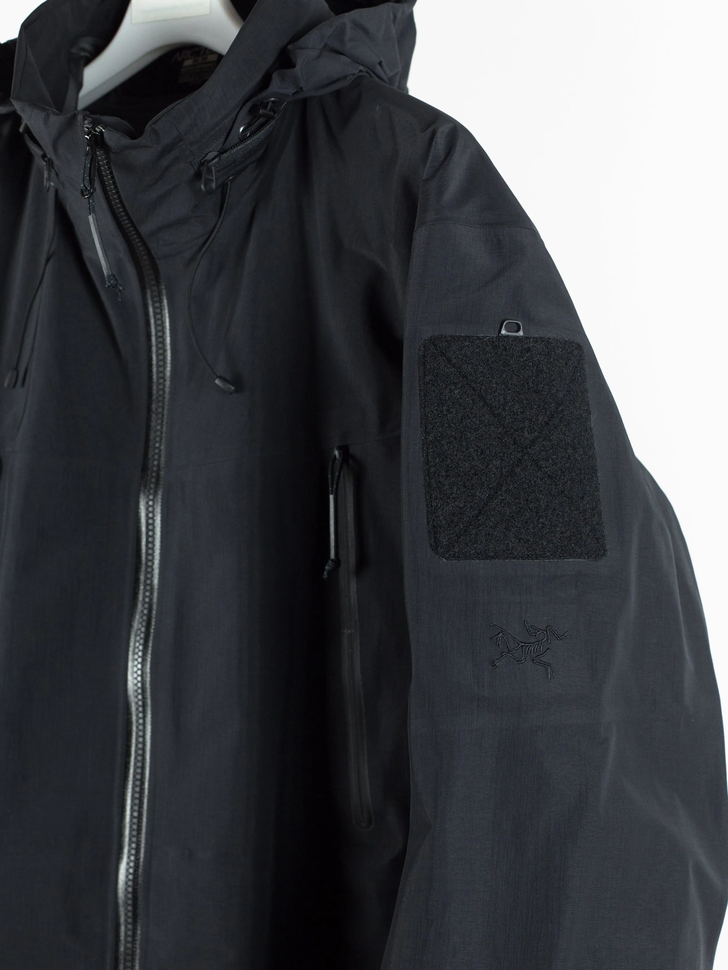 Arc'teryx LEAF Alpha Jacket Gen II