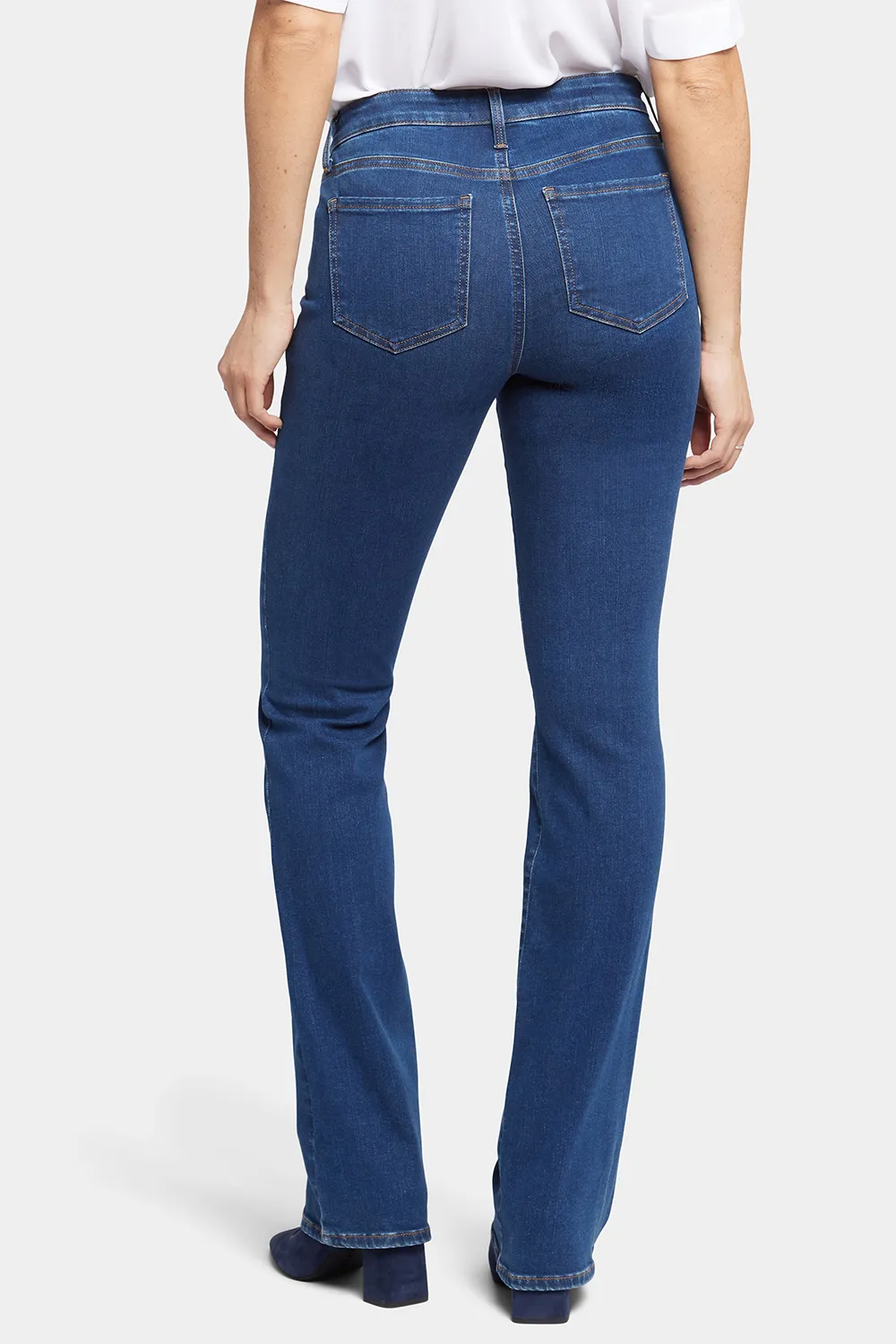 Barbara Bootcut Jeans In Tall - Quinn