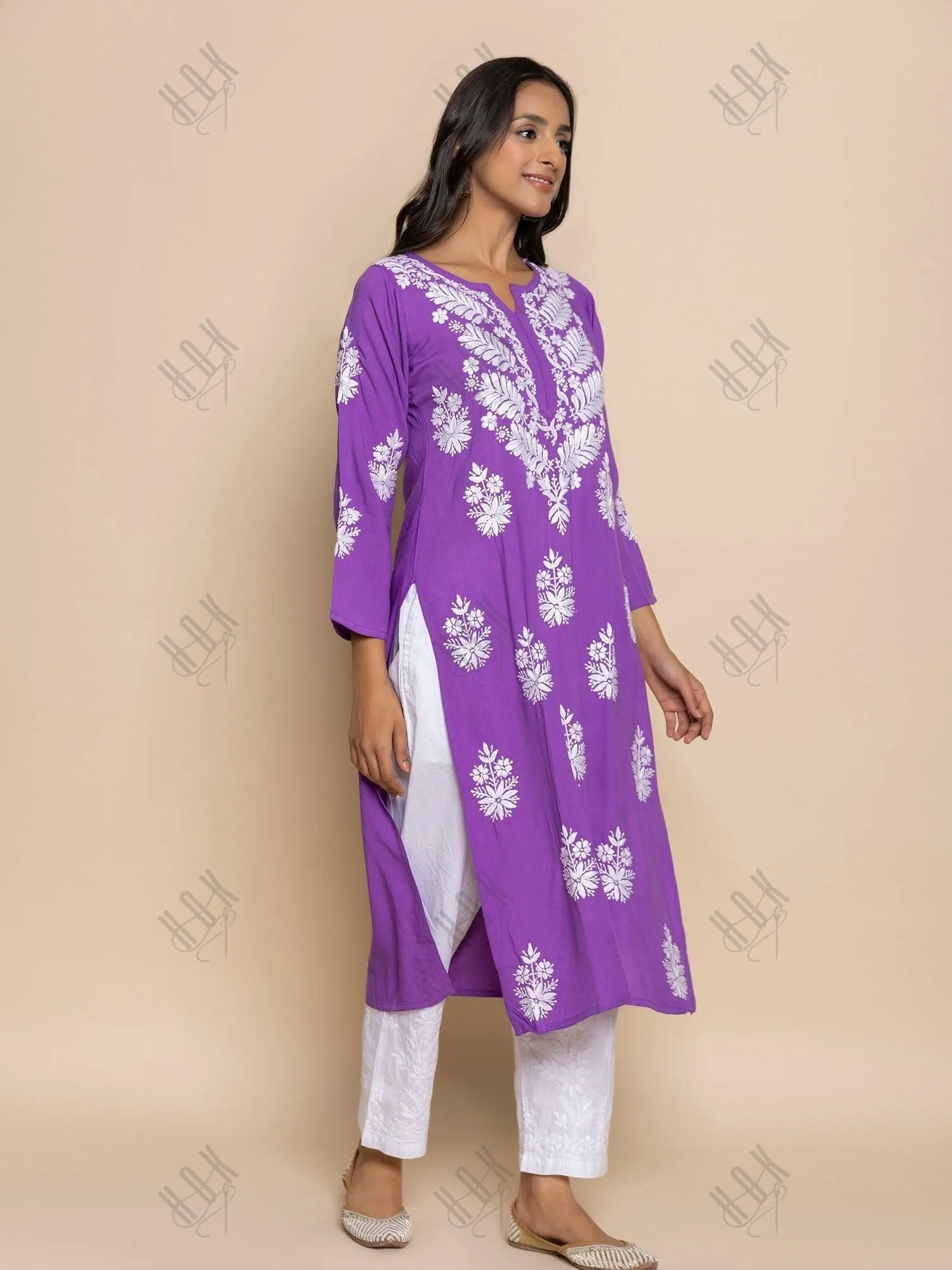 Fizaa chikankari Kurta in Purple