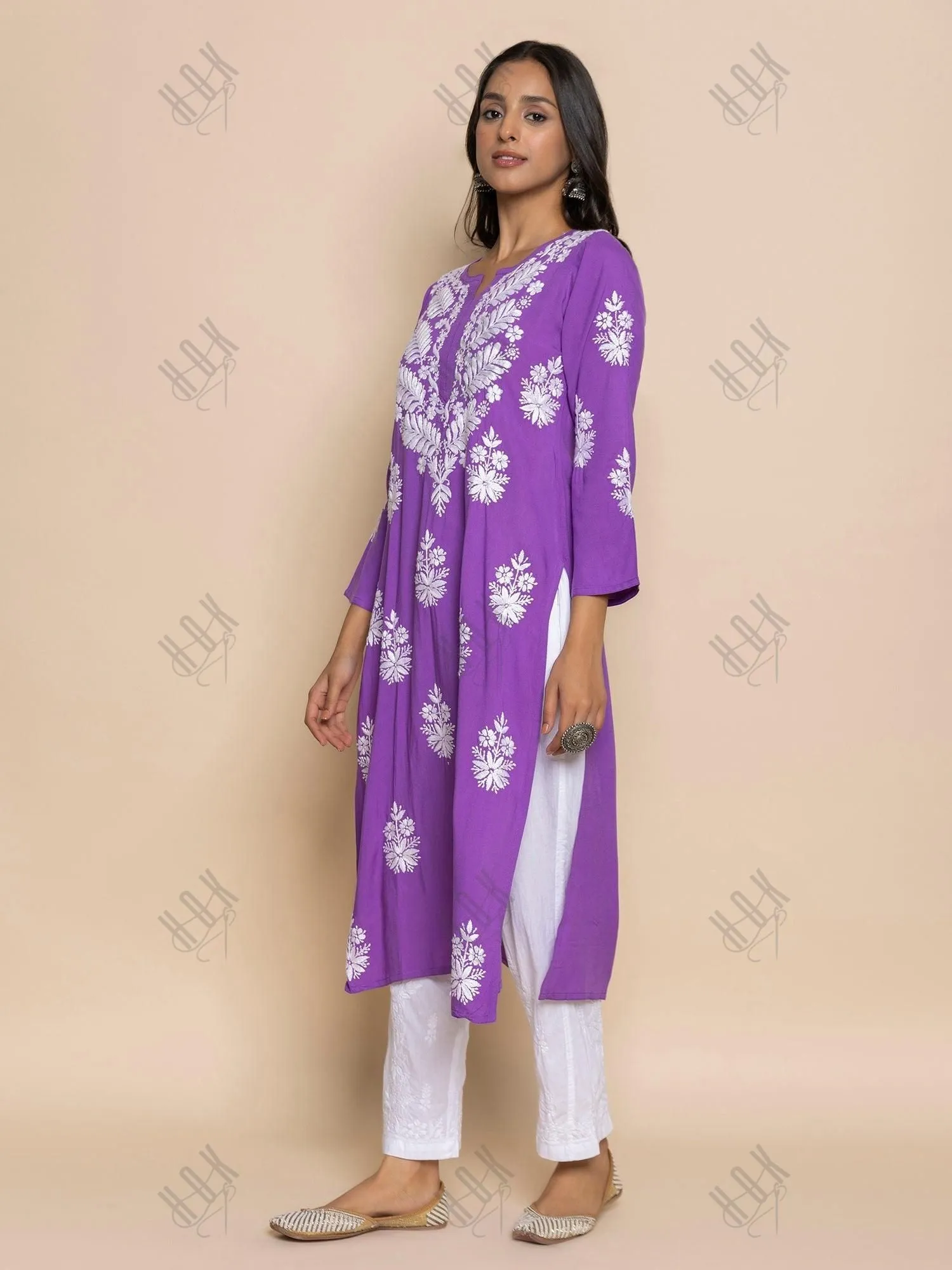 Fizaa chikankari Kurta in Purple