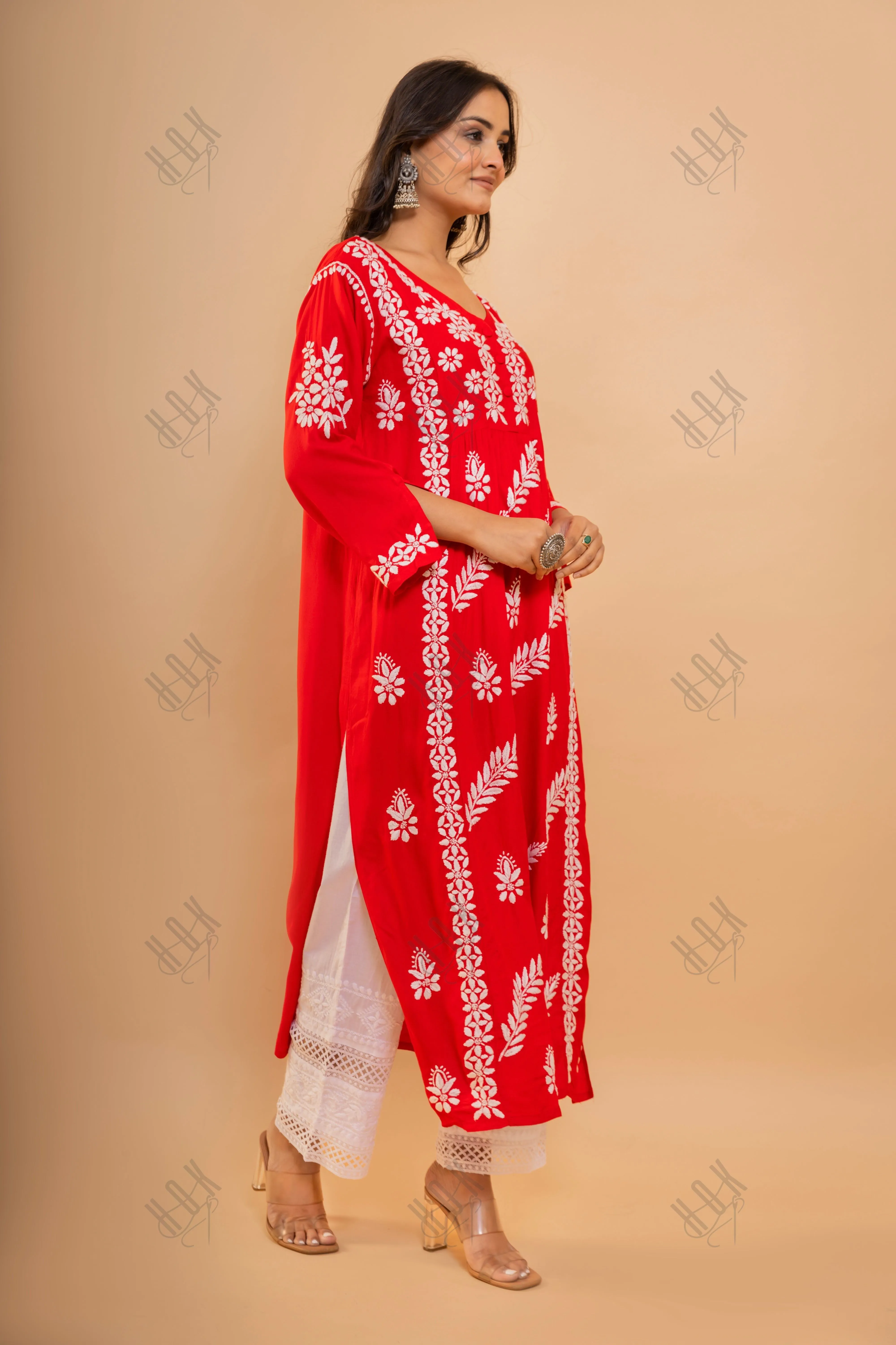 Fizaa Chikankari Kurta in Rayon Cotton V Neck Red