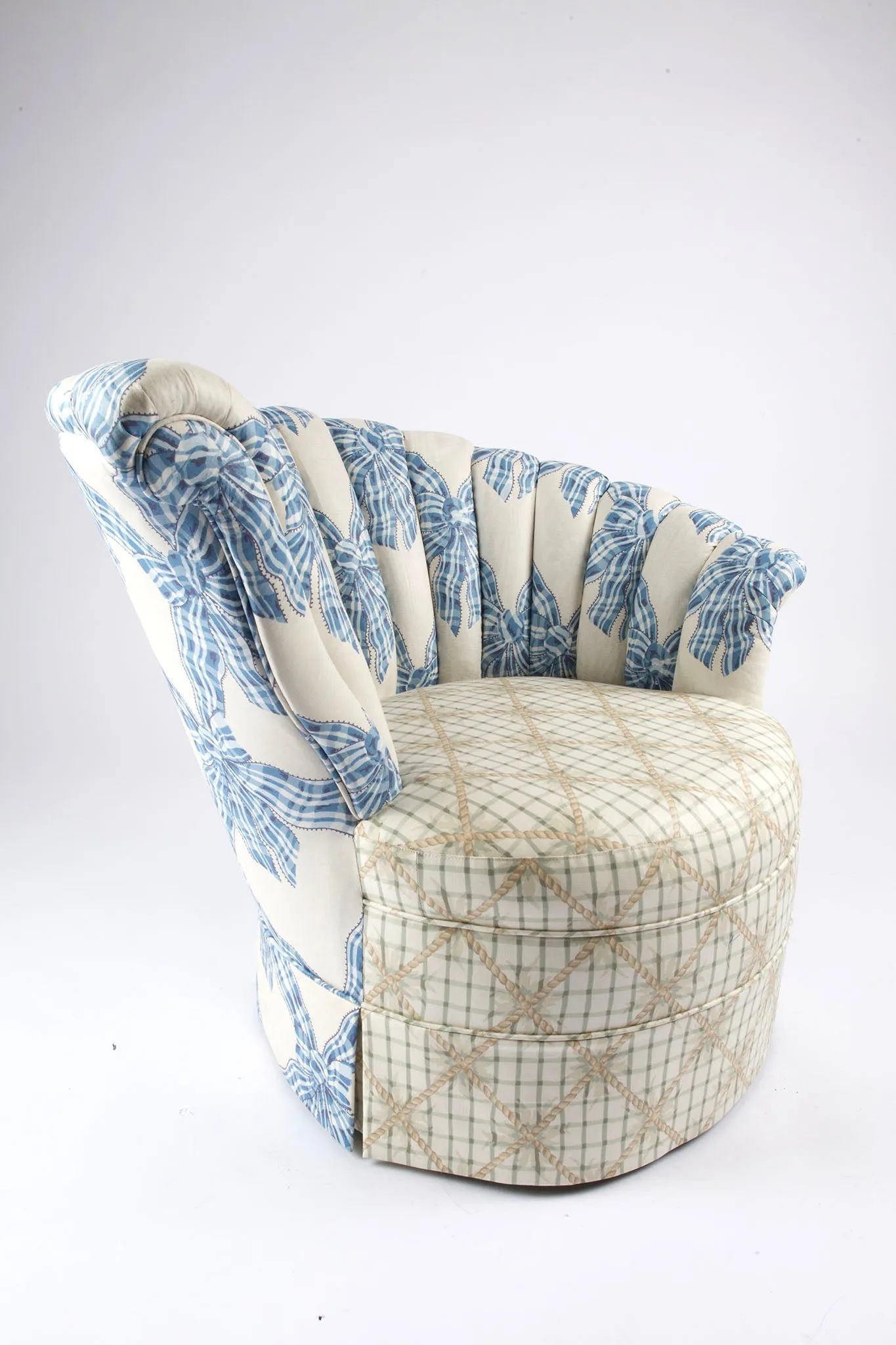 Nautilus Chair in Bow & Rope Fabric