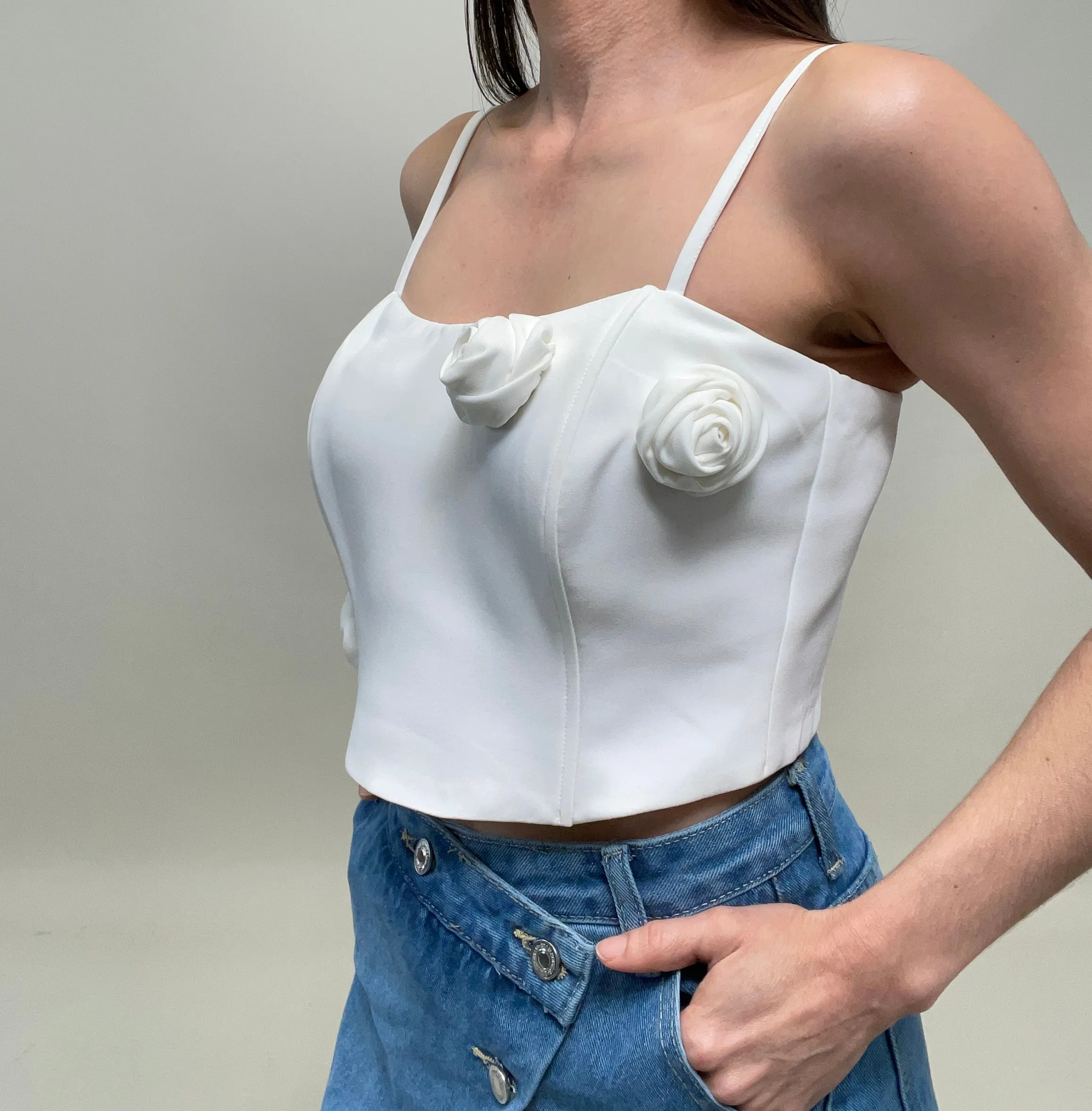 White Flower Top